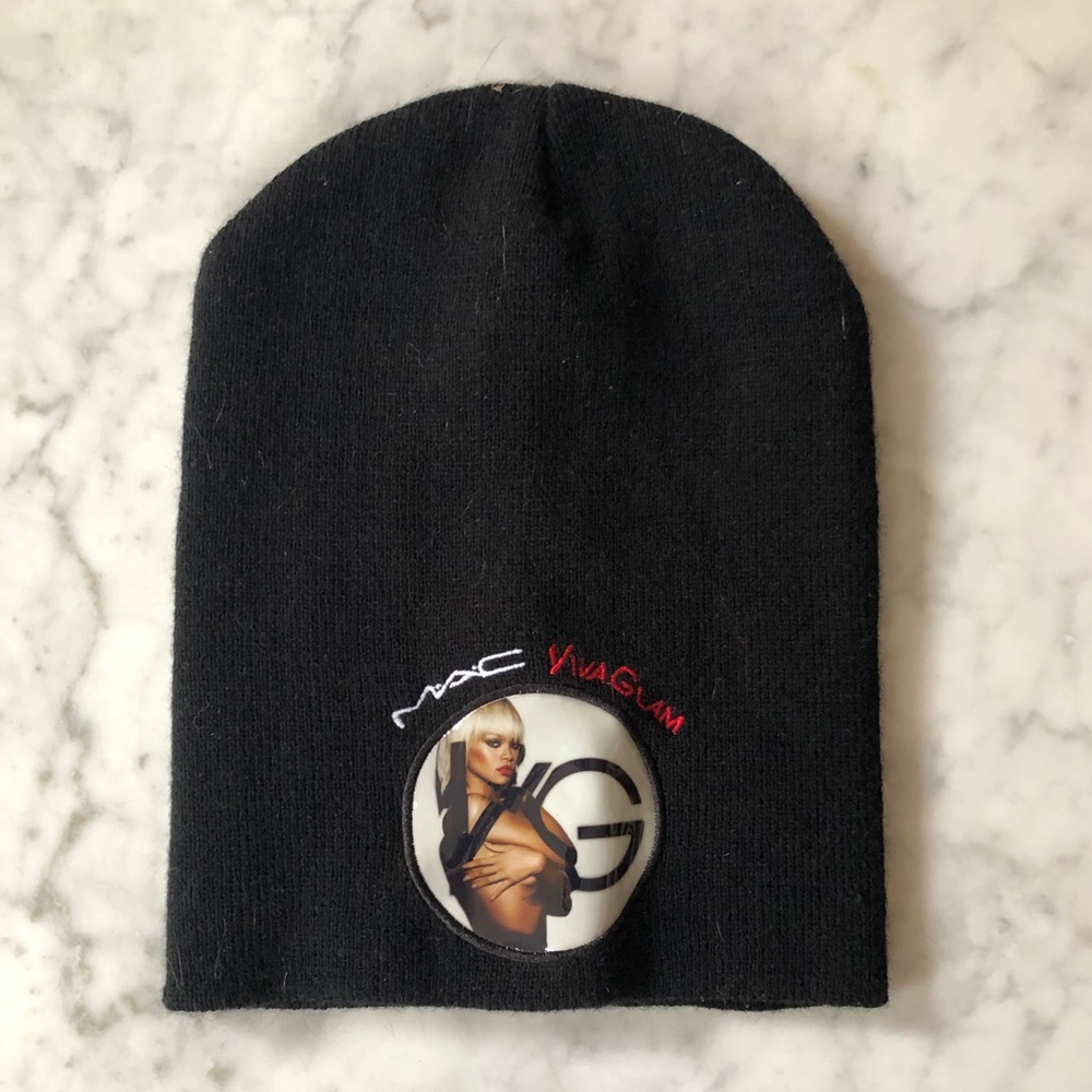 M.A.C Viva Glam Rihanna Beanie